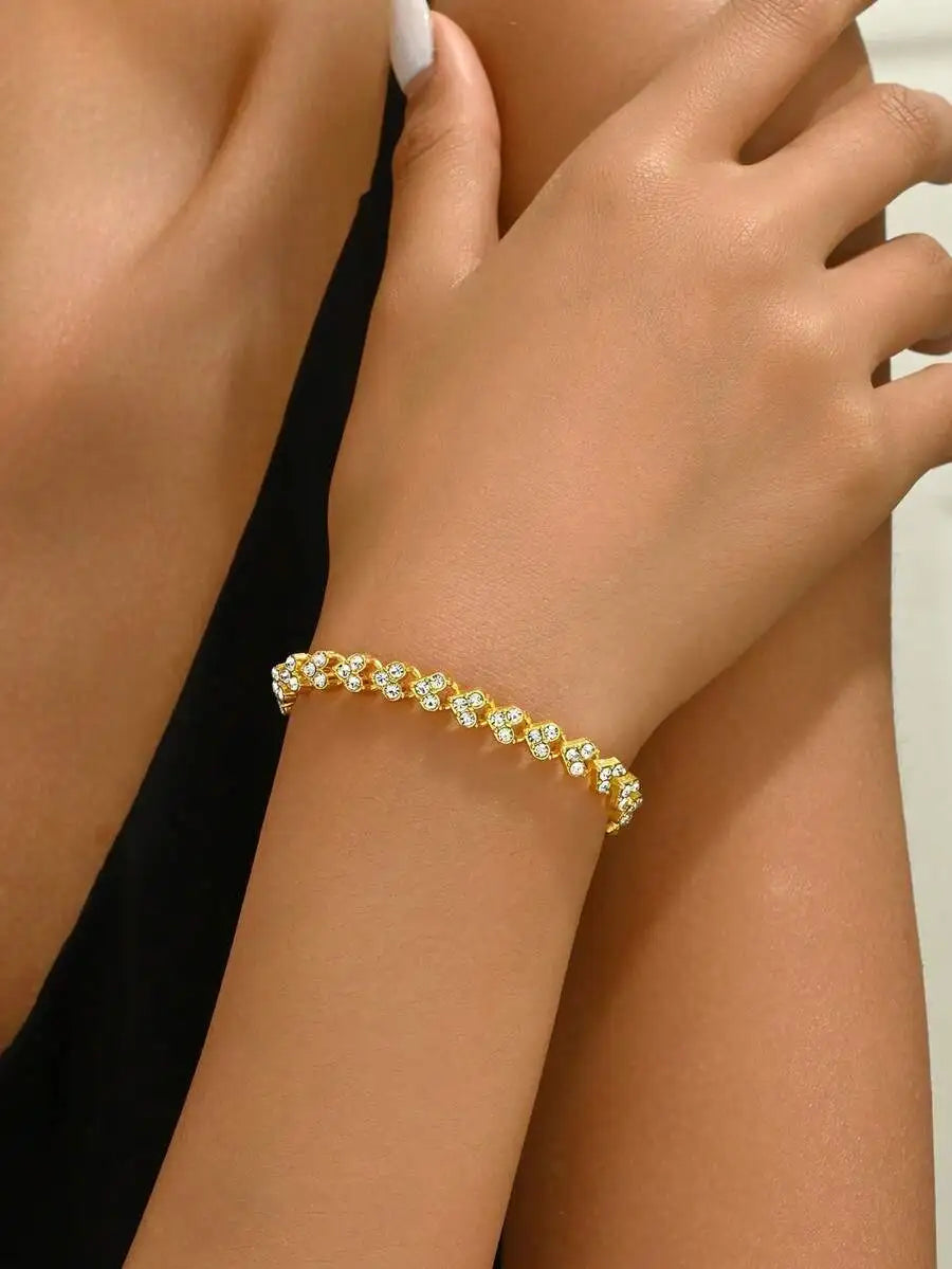 Elegant Full Crystal Roman Style Bracelet For Women