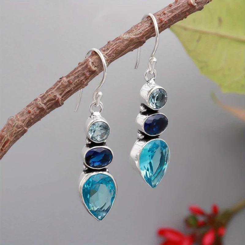 Retro and Trendy Oval Teardrop Shaped Pendant Earrings Women's Personalized and Creative Accessories Jewelry