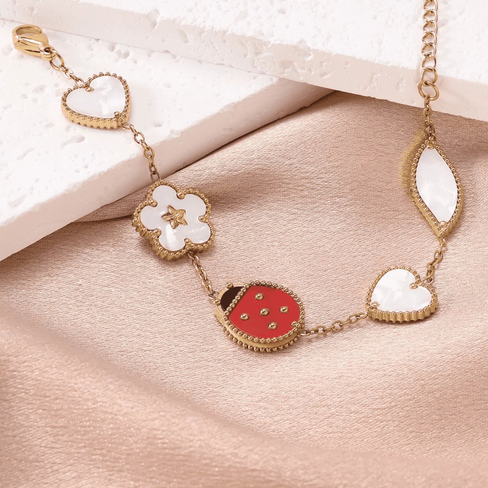 New versatile design with personalized pendant, ladybug women's bracelet accessory