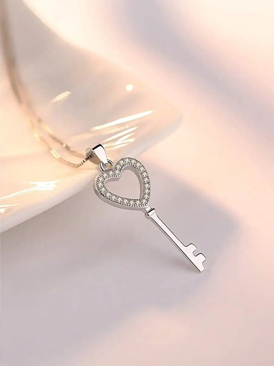 Heart Key Pendant Necklace With Cubic Zirconia, Elegant Fashion Jewelry For Women