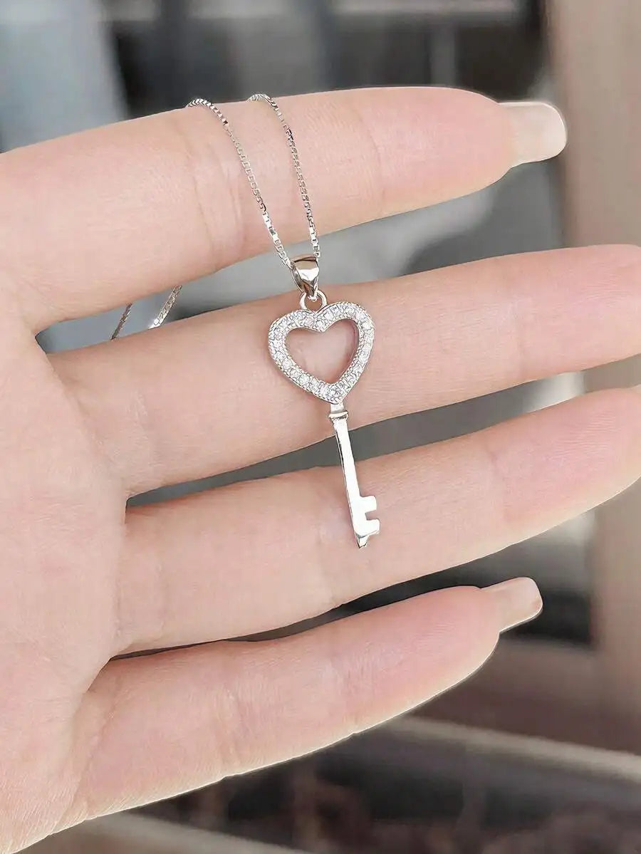 Heart Key Pendant Necklace With Cubic Zirconia, Elegant Fashion Jewelry For Women