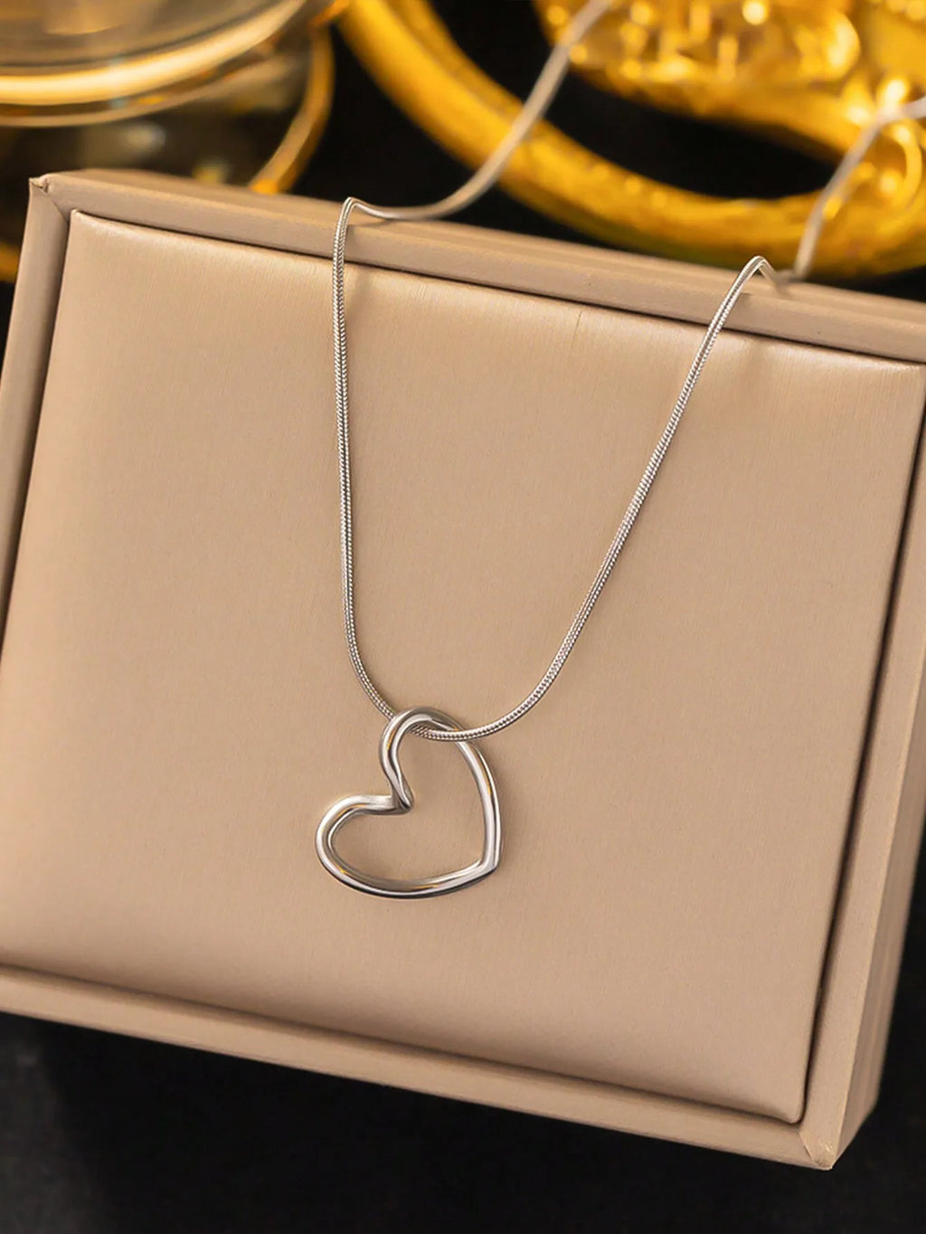 Hollow Heart Golden Necklace For Women Sweet  Simple Collarbone Chain With Unique Design  Stainless Steel