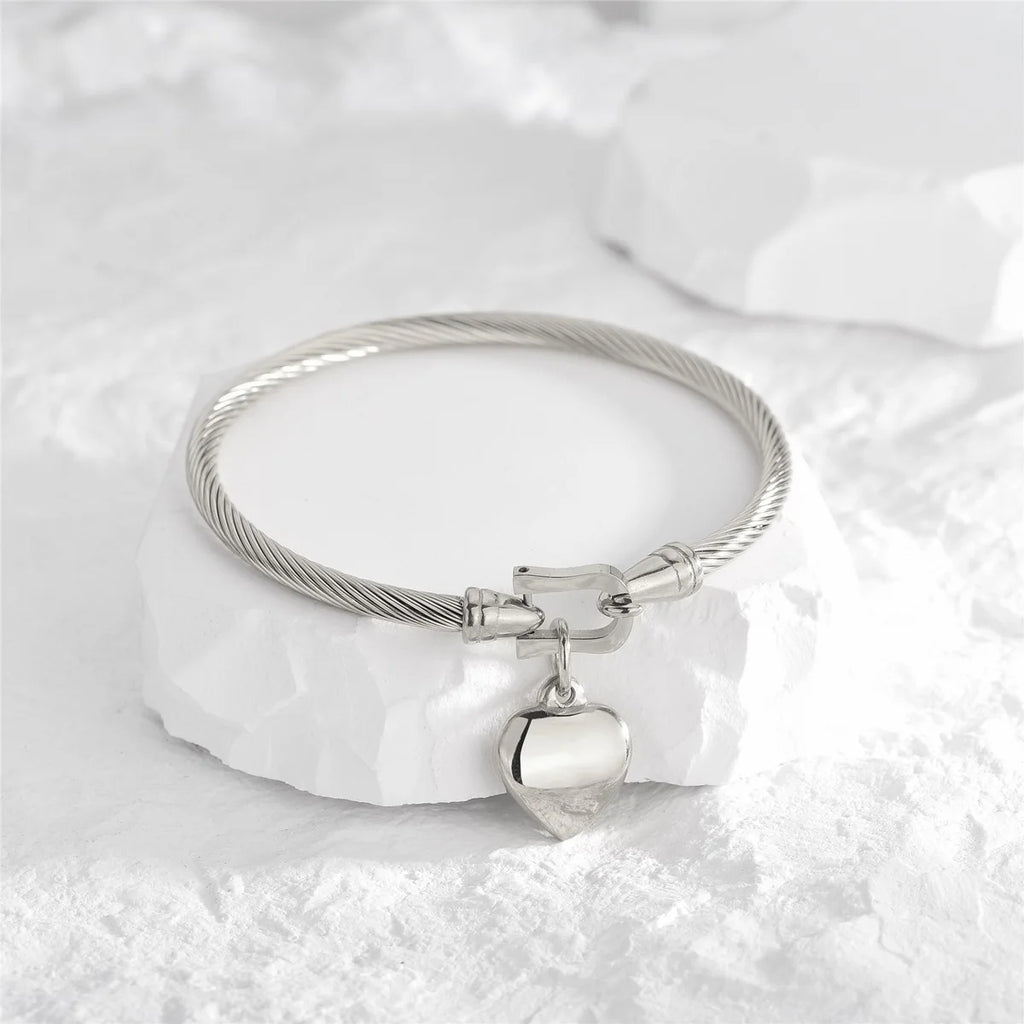 Elegant Heart Shape Bangle Bracelet