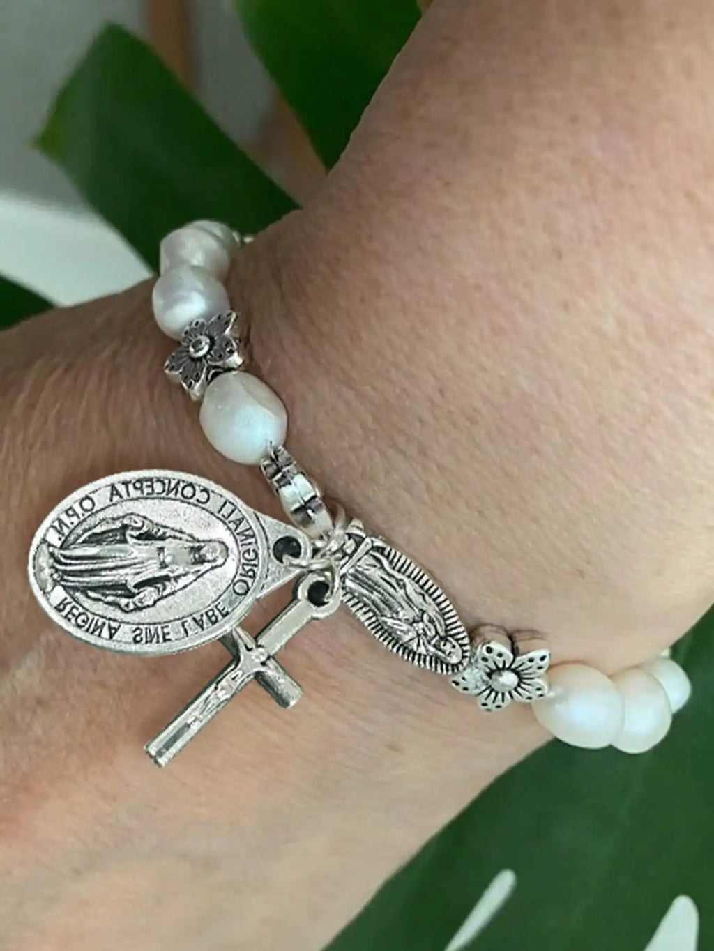 Beautiful Faux Pearl Beaded Flower & Cross Virgin Mary Pendant Bracelet, Vintage Style