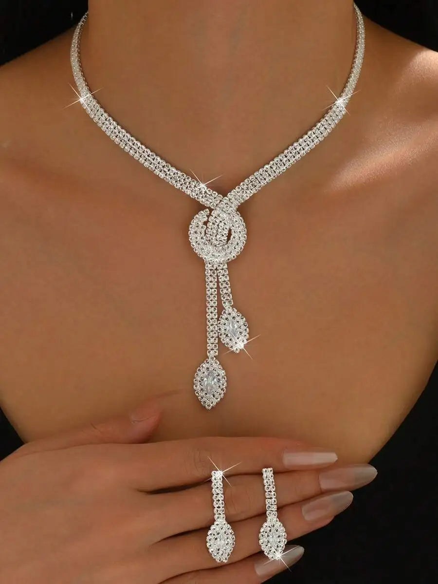 Elegant Necklace + 1 Pair Earrings Women Jewelry Set