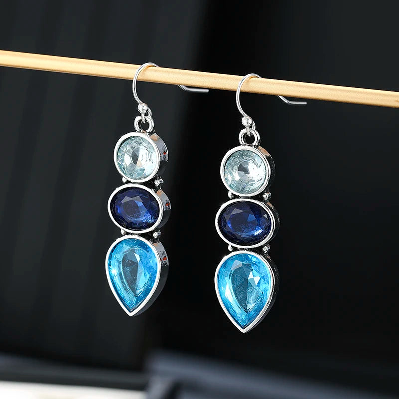 Retro and Trendy Oval Teardrop Shaped Pendant Earrings Women's Personalized and Creative Accessories Jewelry