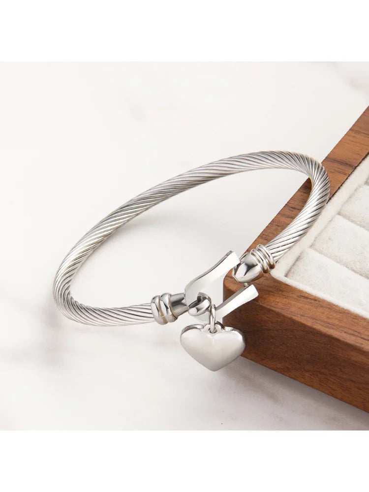 Elegant Heart Shape Bangle Bracelet