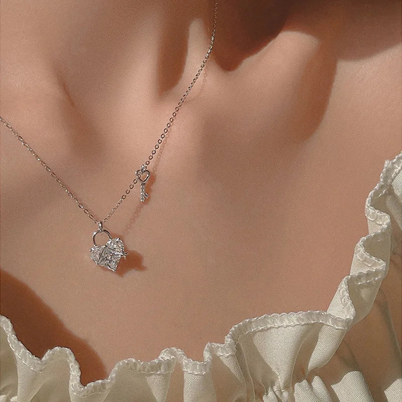 Sterling Silver Heart Shape Necklace Geometric Shape Pendant
