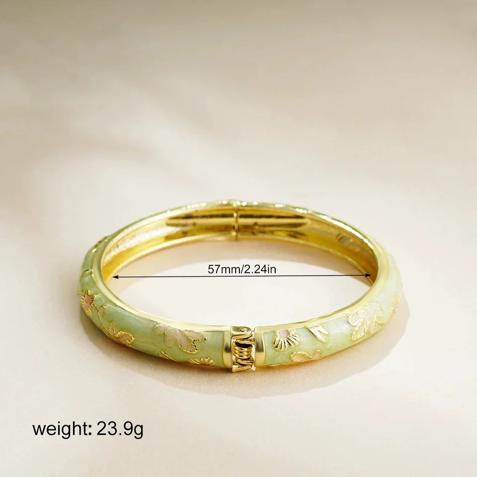 Women's Vintage Enamel Bracelet with Small Flower Design