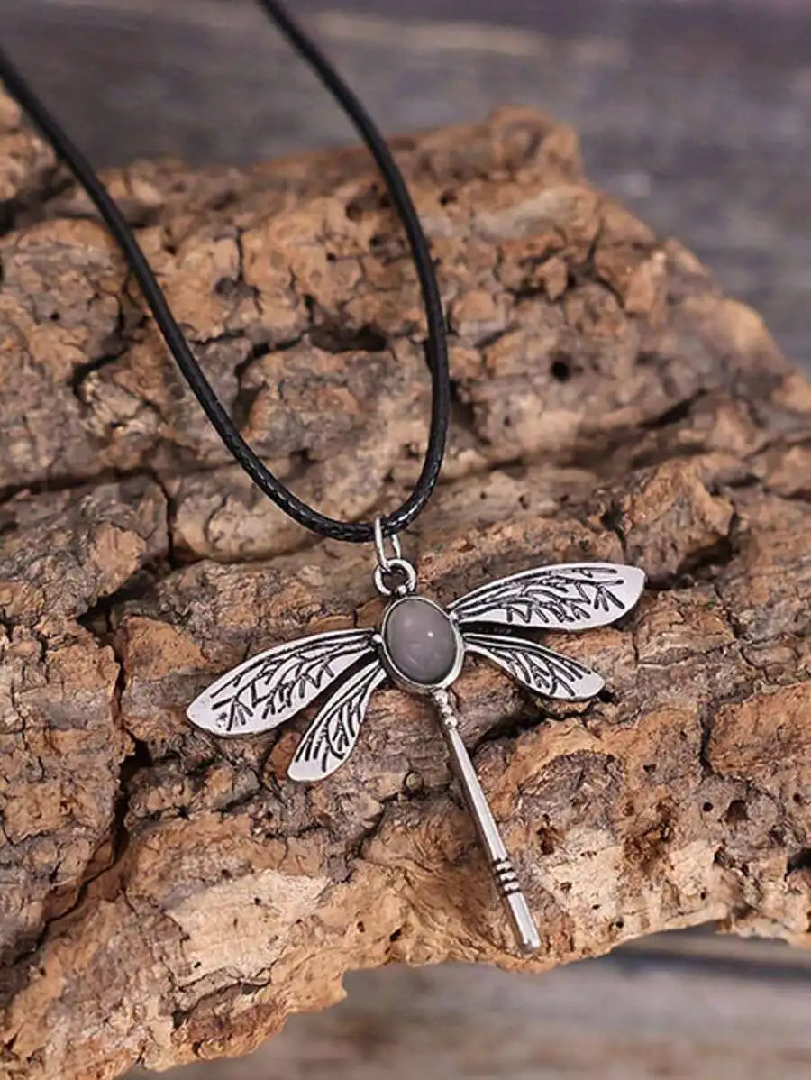 Gothic Retro Dragonfly Pendant Necklace With Gemstone Boho Style For Women