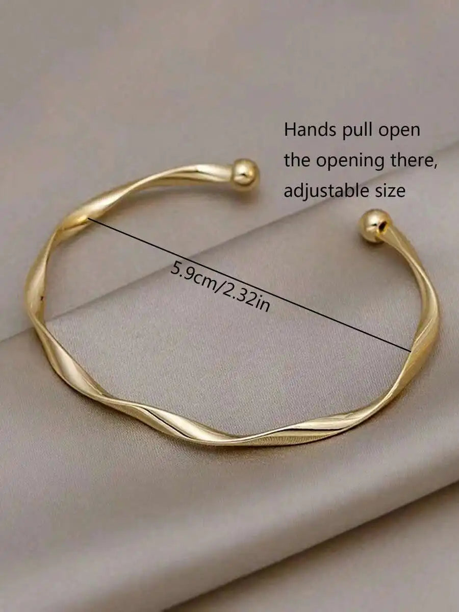 Chic Cuff Bracelet For Women Fashion Elegant Simple Design