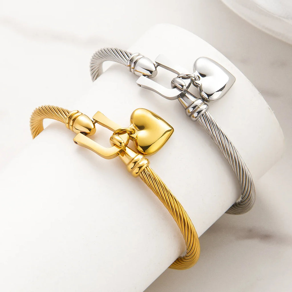 Elegant Heart Shape Bangle Bracelet