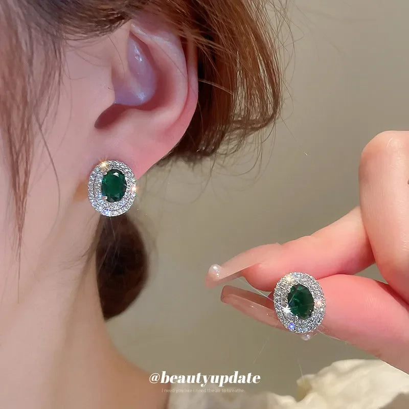 Silver Needle Emerald High-End Zircon Stud Earrings