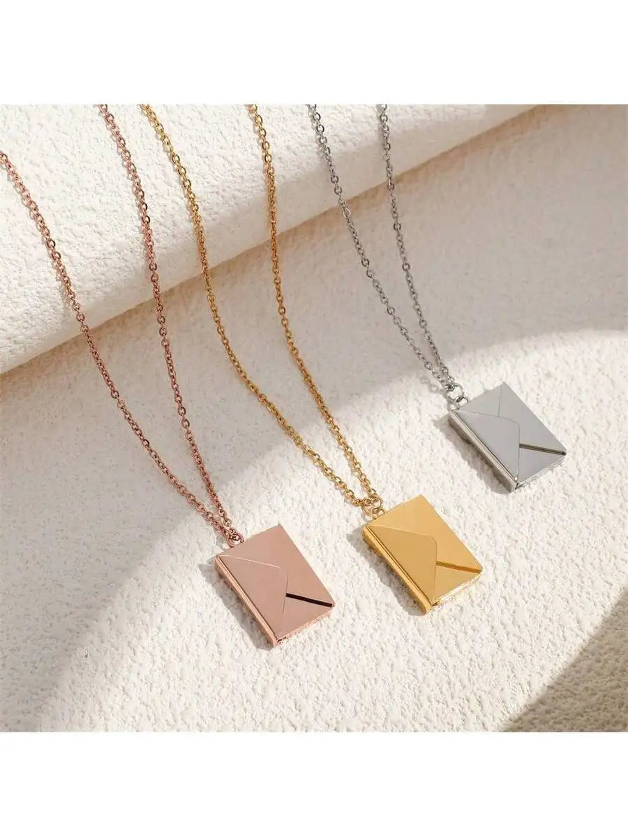 Enamel Mom Heart Locket Pendant Necklace For Women