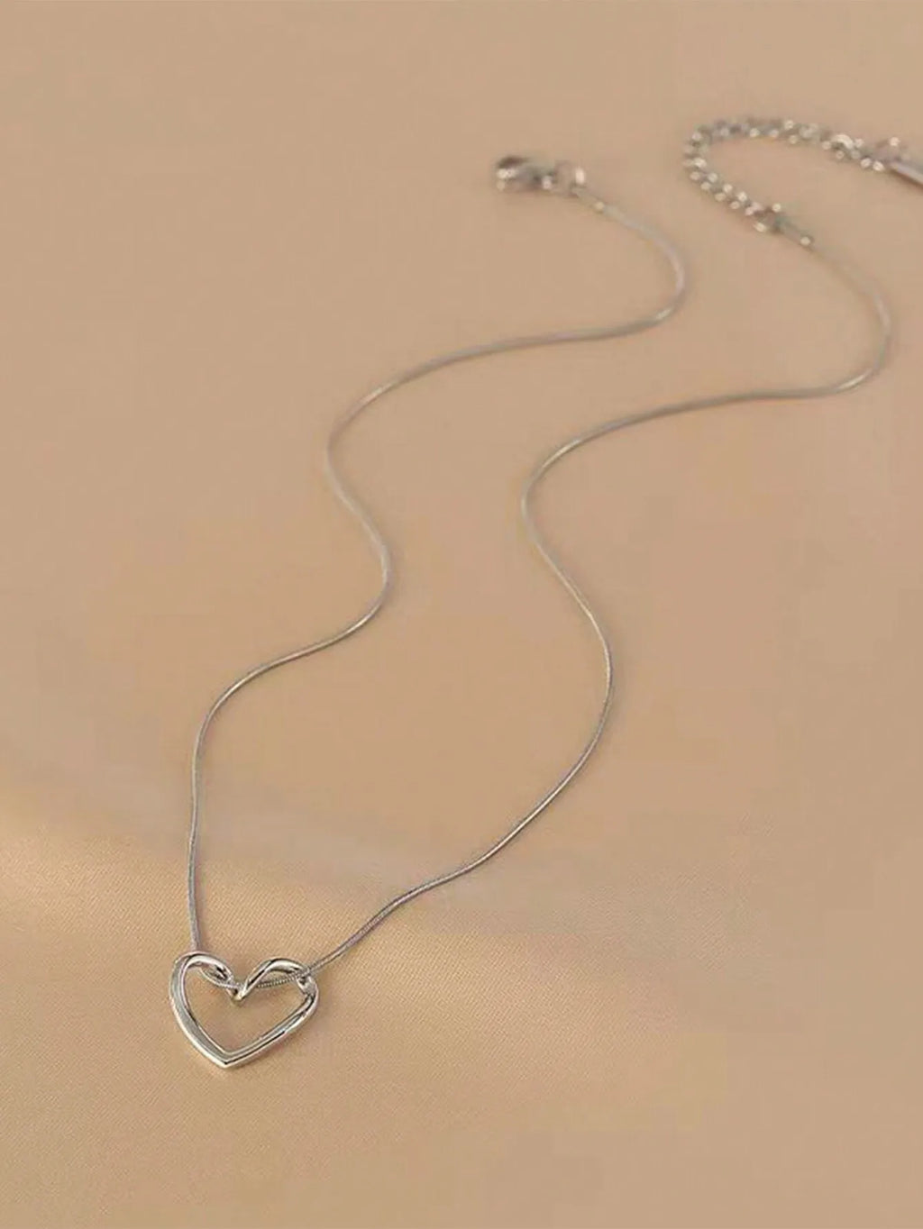 Hollow Heart Golden Necklace For Women Sweet  Simple Collarbone Chain With Unique Design  Stainless Steel