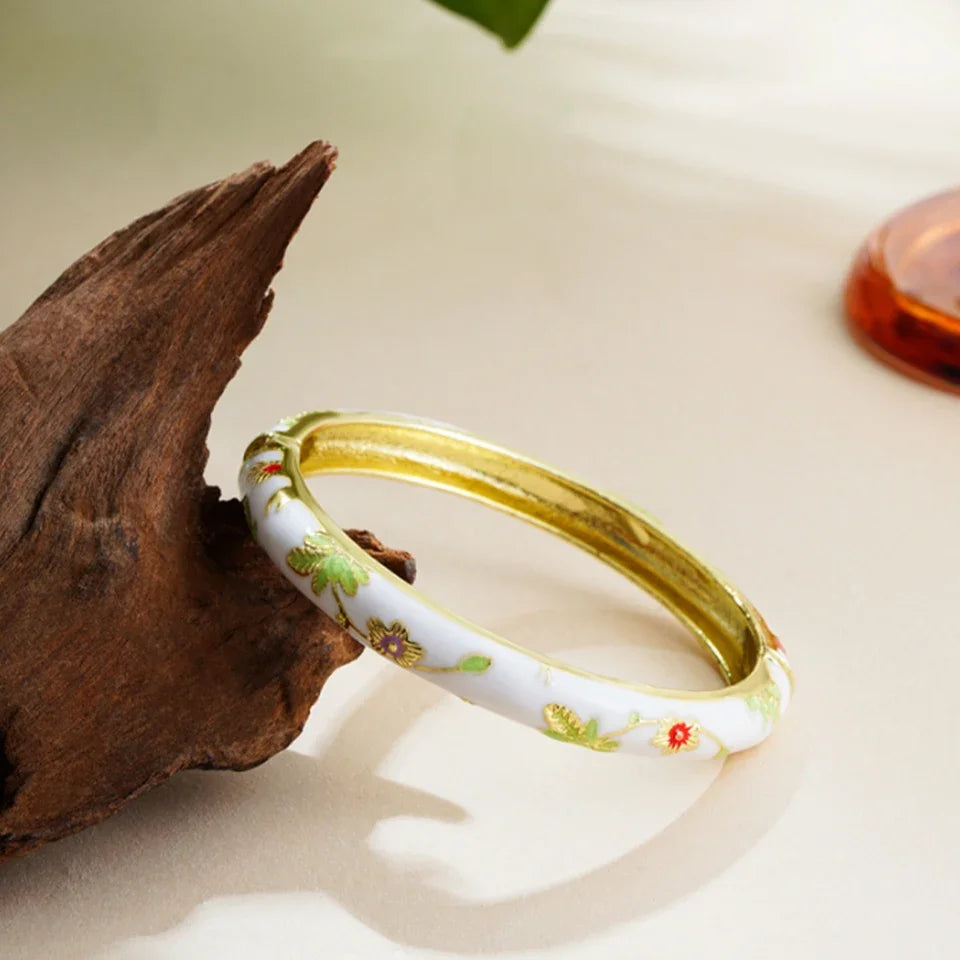 Women's Vintage Enamel Bracelet with Small Flower Design