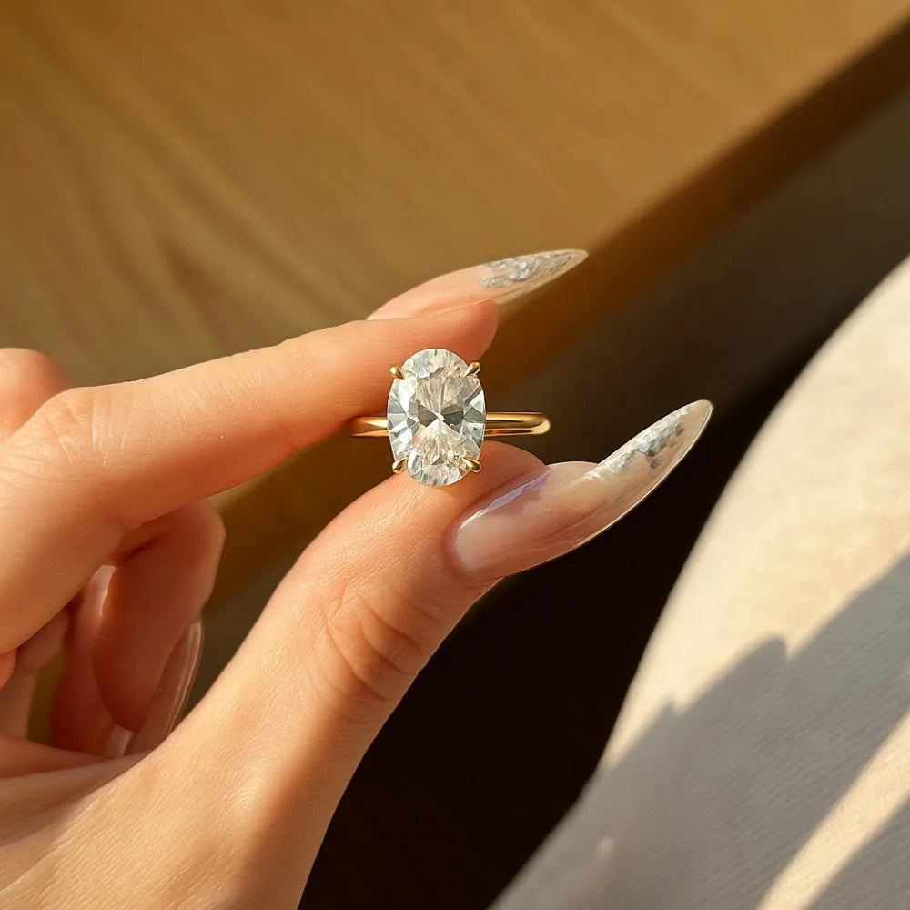 New Fashion Oval Diamond Ring, Classic Four-claw Ring