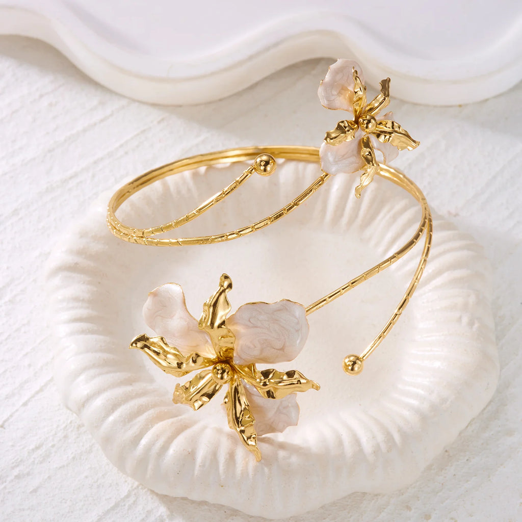 Elegant Sexy Flower Open Cuff Armlet for Women Vintage Enamel Glaze Craft Floral Adjustable Arm Bracelet