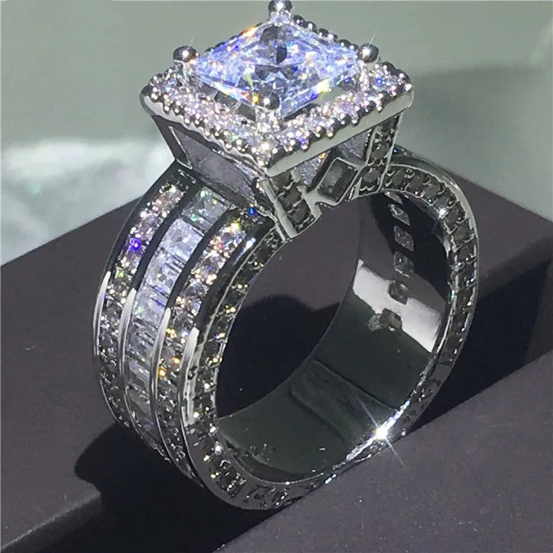 Shiny Halo Ring Inlaid Square Cut Shiny Zircon Elegant  Ring For Women