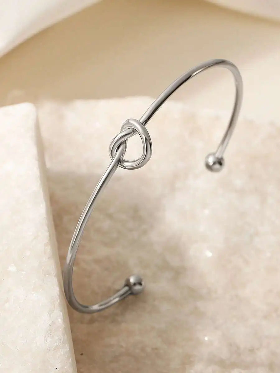 Chic Cuff Bracelet For Women Fashion Elegant Simple Design