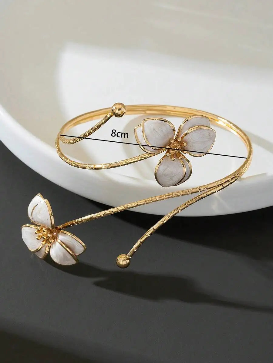 Summer Sexy Vacation Double-Layer White Oil Drop Flower Arm Cuff For Women