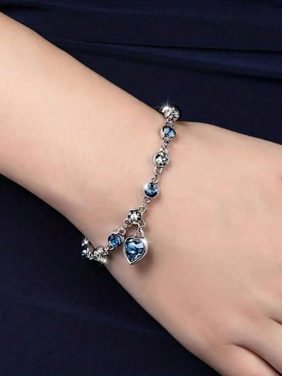 Stunning Blue Heart-Shaped Rhinestone Charm Bracelet For Women – Elegant Fashion Jewelry
