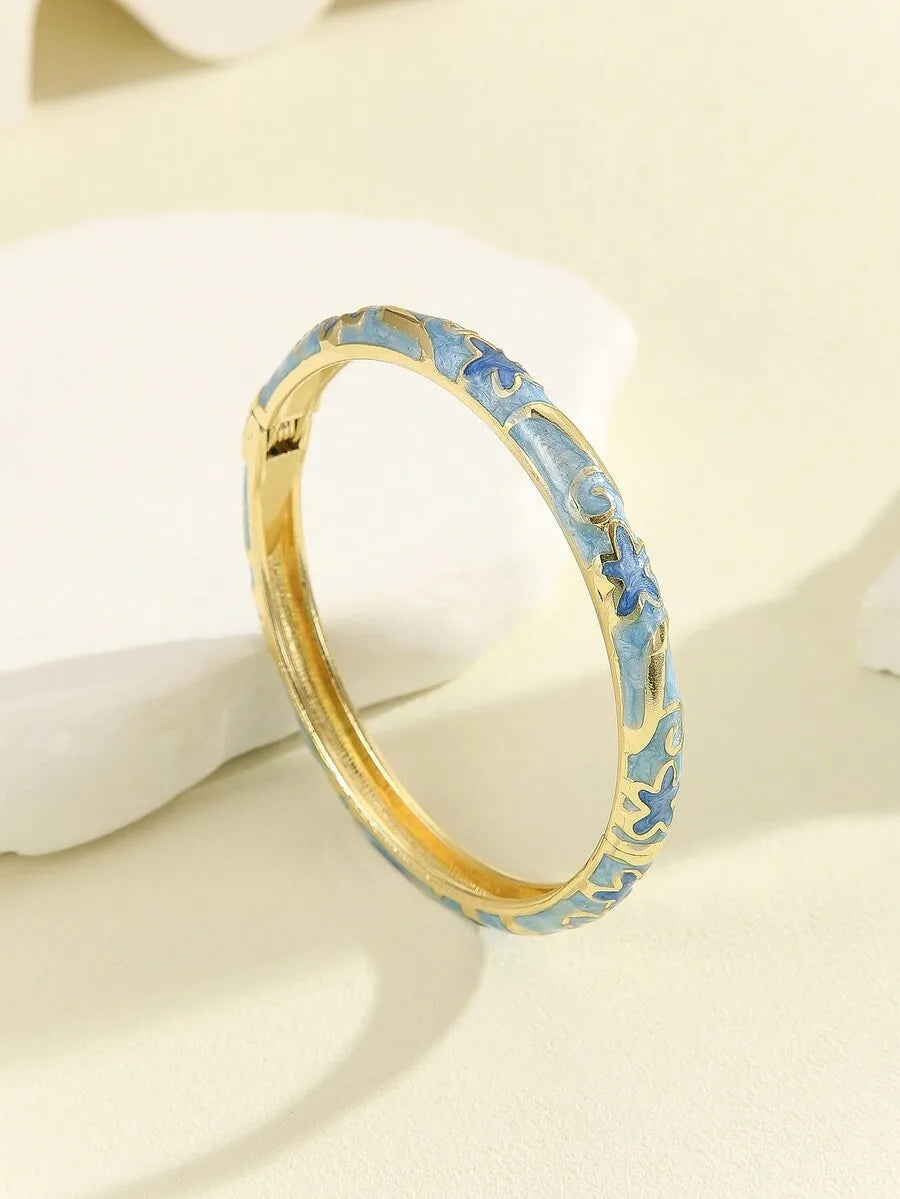 Bohemian Star Enamel Bracelet Gold-Plated Stylish Accessory for Women