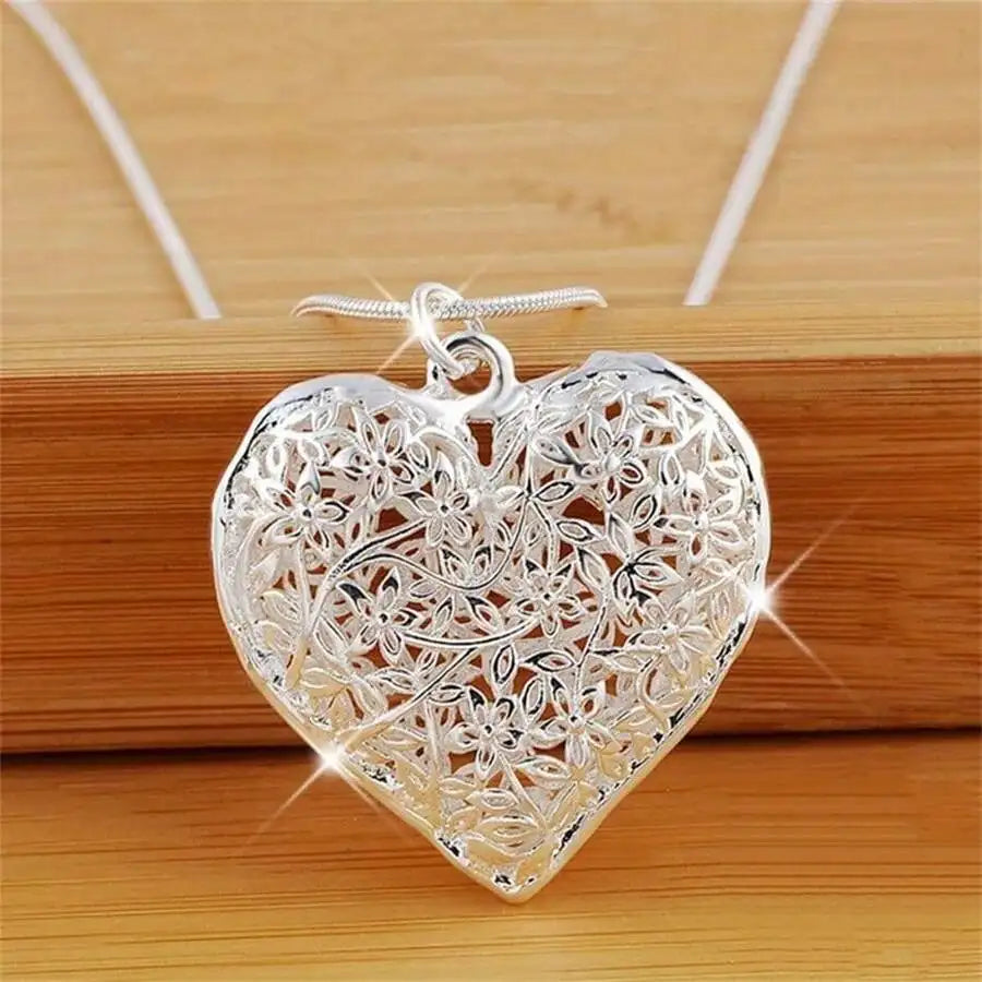 Elegant 925 Silver Plated Hollow Heart Pendant Necklace