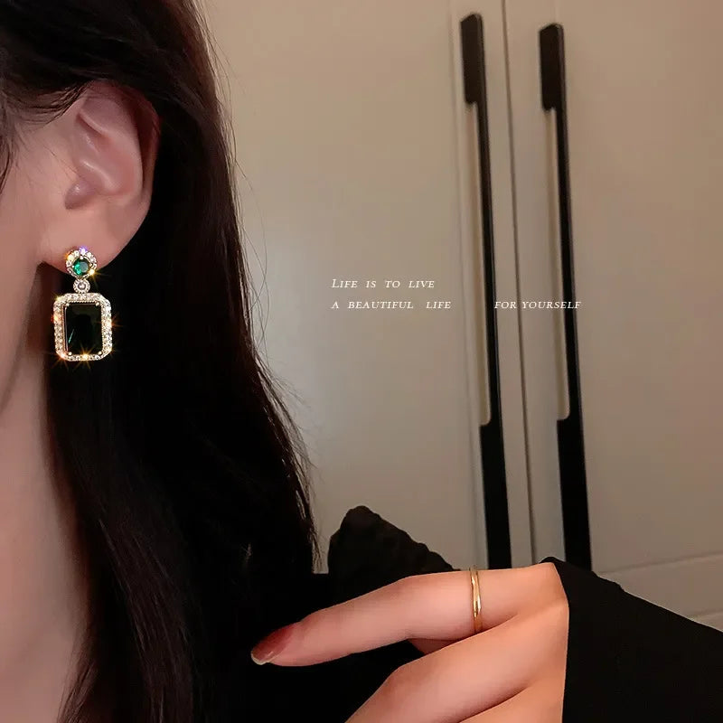 Silver Needle Zircon Emerald Artificial Crystal Earrings Necklace Set