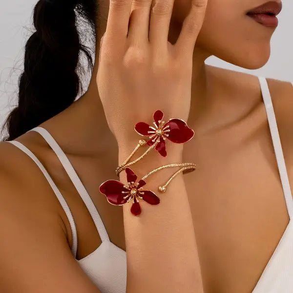 Elegant Sexy Flower Open Cuff Armlet for Women Vintage Enamel Glaze Craft Floral Adjustable Arm Bracelet