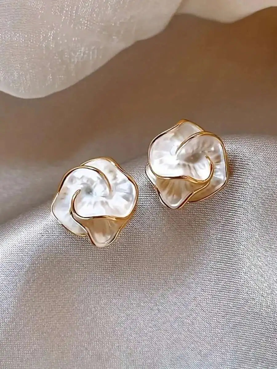 Floral Design Cubic Zirconia Drop Earrings For Women