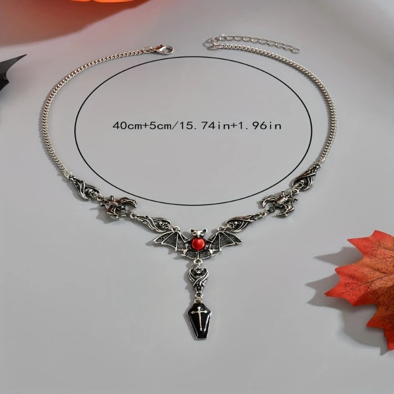 Retro Gothic Carving Pattern Bat Pendant Necklace, Women's Personalized Creativity