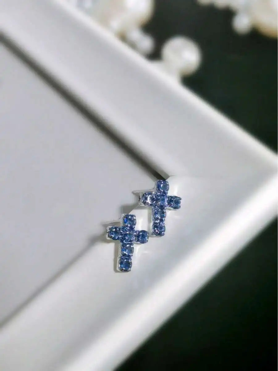 Elegant Sparkling Cross Stud Earrings For Daily Wear