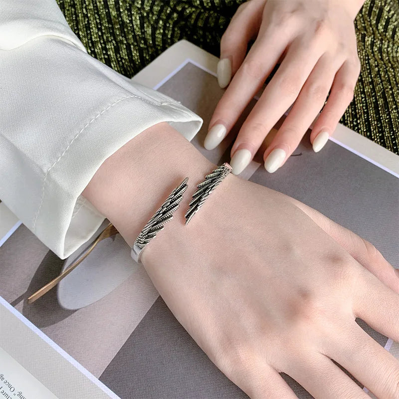 Retro Thai Silver Feather Simple Fashionable 925 Sterling Silver Personalized Design Wings Bracelets