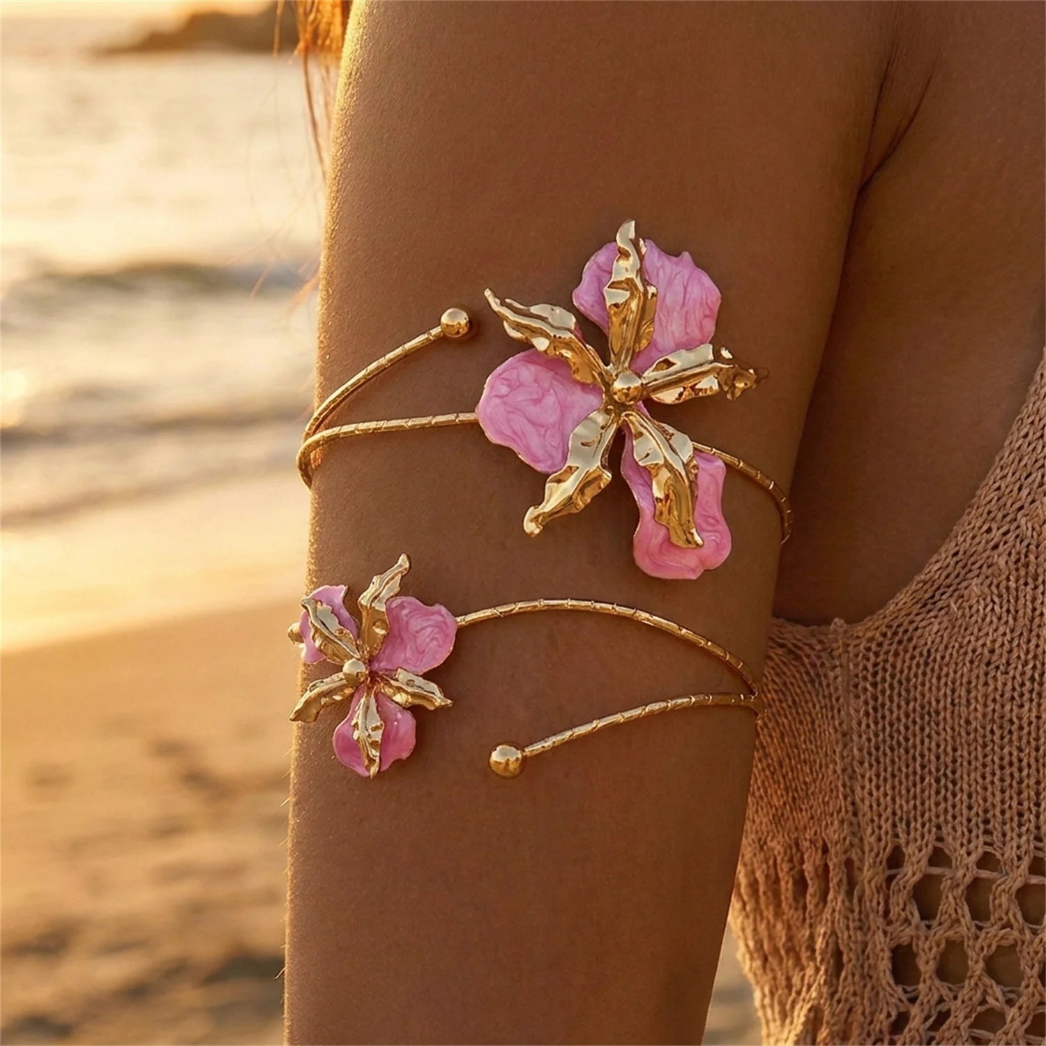 Elegant Sexy Flower Open Cuff Armlet for Women Vintage Enamel Glaze Craft Floral Adjustable Arm Bracelet