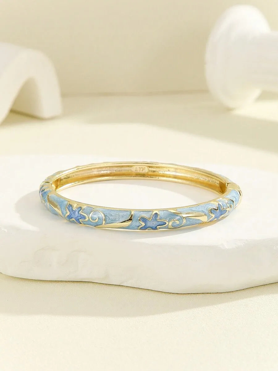 Bohemian Star Enamel Bracelet Gold-Plated Stylish Accessory for Women