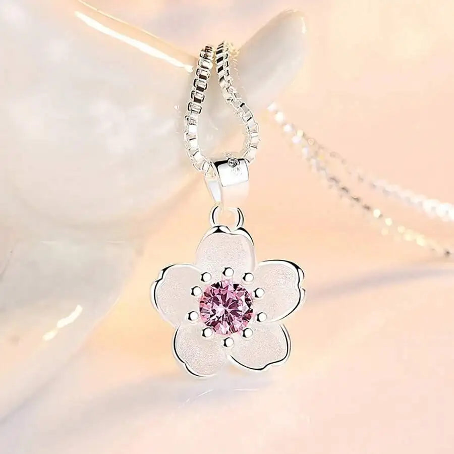 Peach Blossom Pendant Necklace For Women Retro Floral Jewelry Accessories