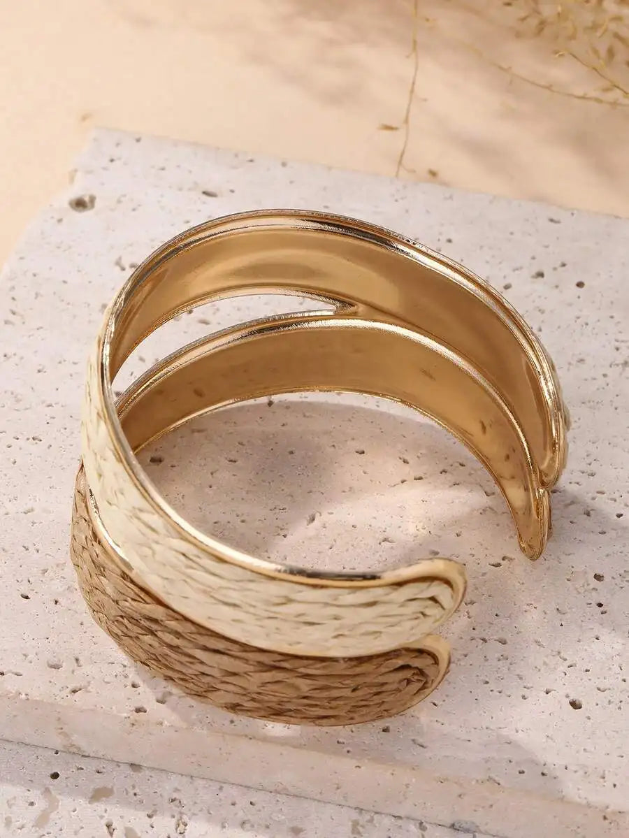 Handmade Bohemian Style Dual-Tone Open Bangle Bracelet, Exquisite And Textured