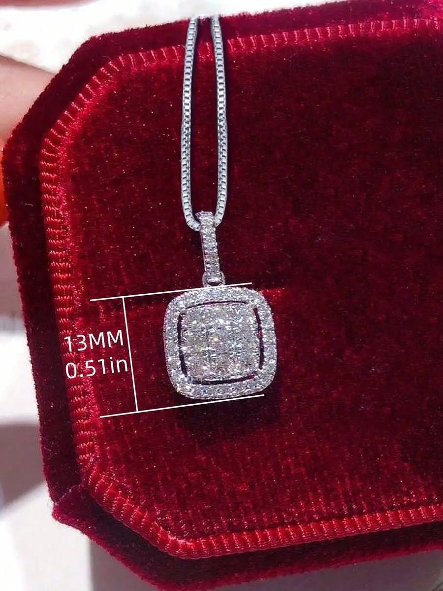 Luxury Style Square Cubic Zirconia Pendant Necklace For Women's Daily Wear