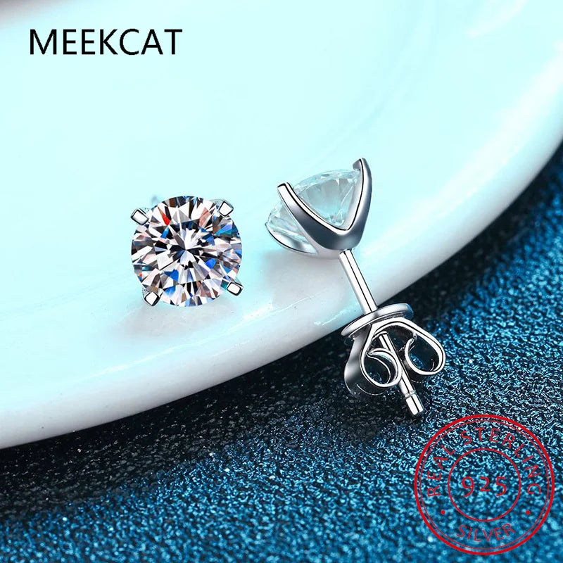 Moissanite Color S925 Sterling Silver Stud Earrings for Woman