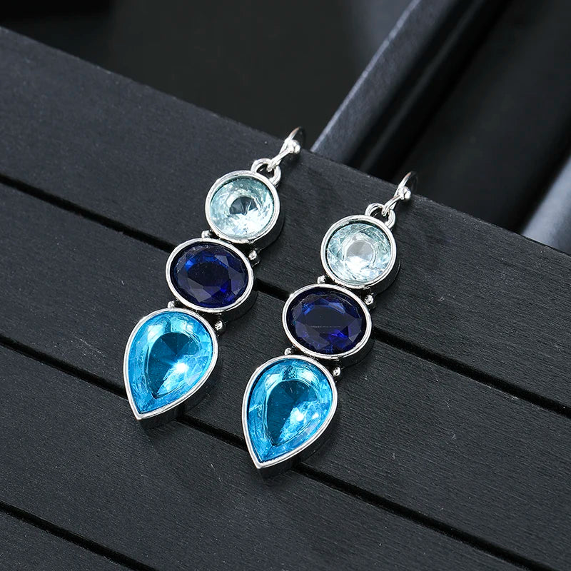 Retro and Trendy Oval Teardrop Shaped Pendant Earrings Women's Personalized and Creative Accessories Jewelry