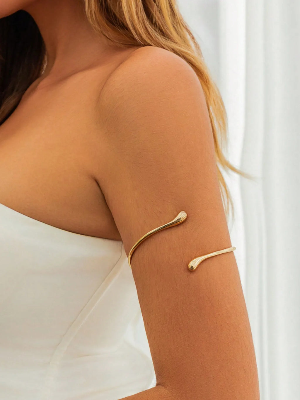 Simple And Stylish Open Cuff Bracelet With A Gold Circle Ring And  Suitable For Women To Wear Daily