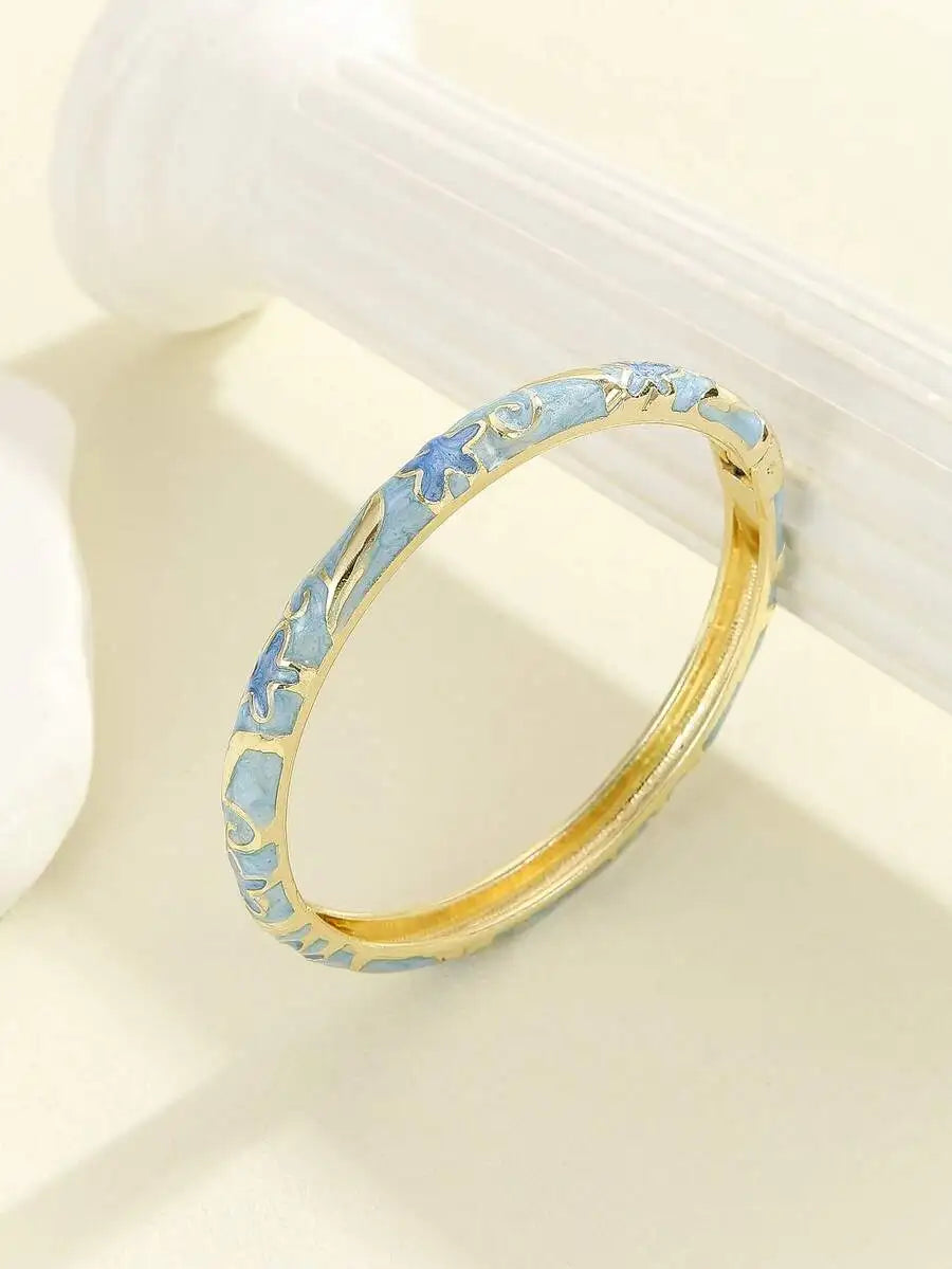Bohemian Star Enamel Bracelet Gold-Plated Stylish Accessory for Women