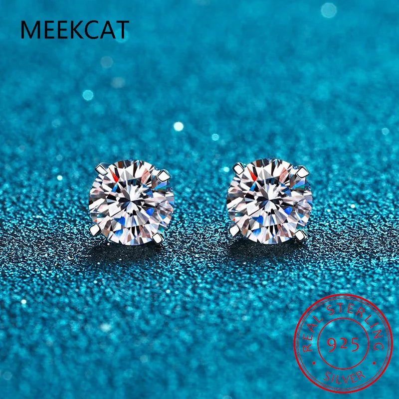 Moissanite Color S925 Sterling Silver Stud Earrings for Woman