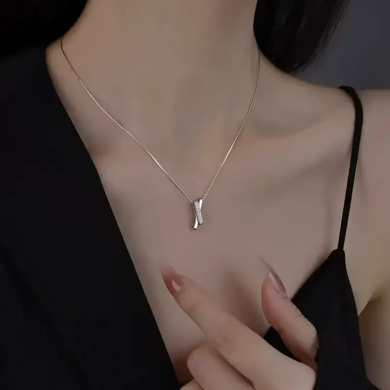 New 925 Sterling Silver Necklace