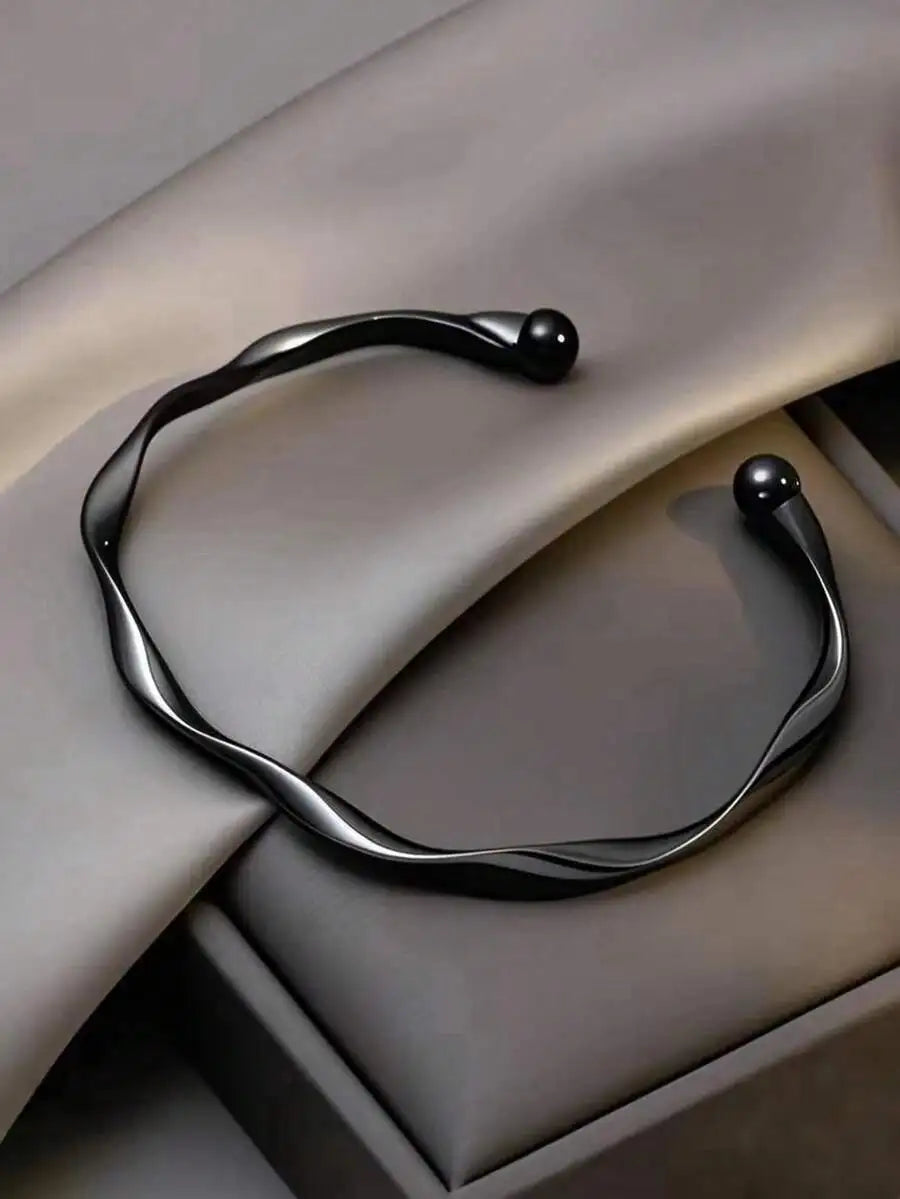 Chic Cuff Bracelet For Women Fashion Elegant Simple Design