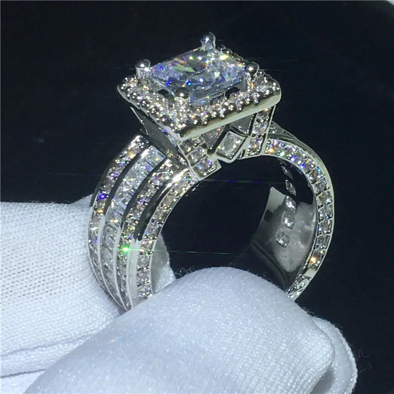 Shiny Halo Ring Inlaid Square Cut Shiny Zircon Elegant  Ring For Women