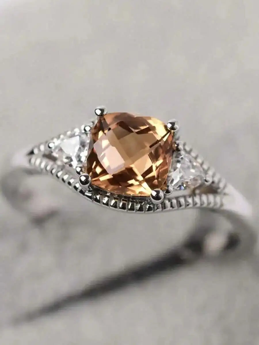 Exquisite Cubic Zirconia Ring For Women, Prong Setting, Clear Stone